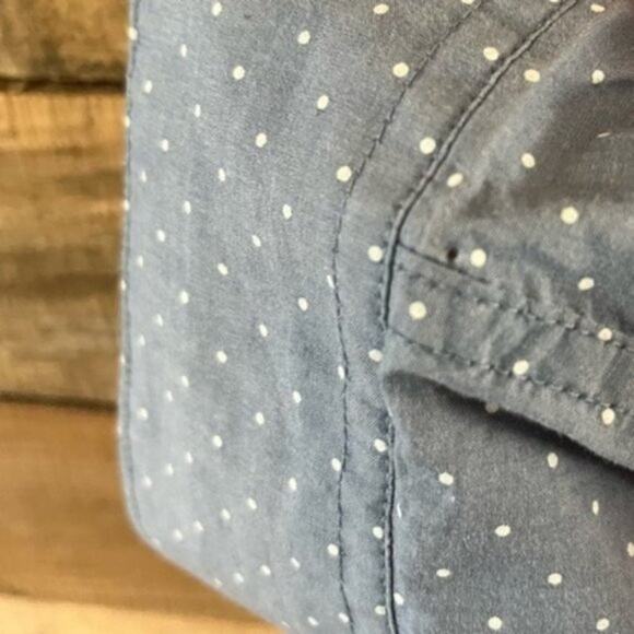 Denim & Flowers Ricky Singh Chambray Polka Dot Button Up Shirt Size Medium - Picture 7 of 11